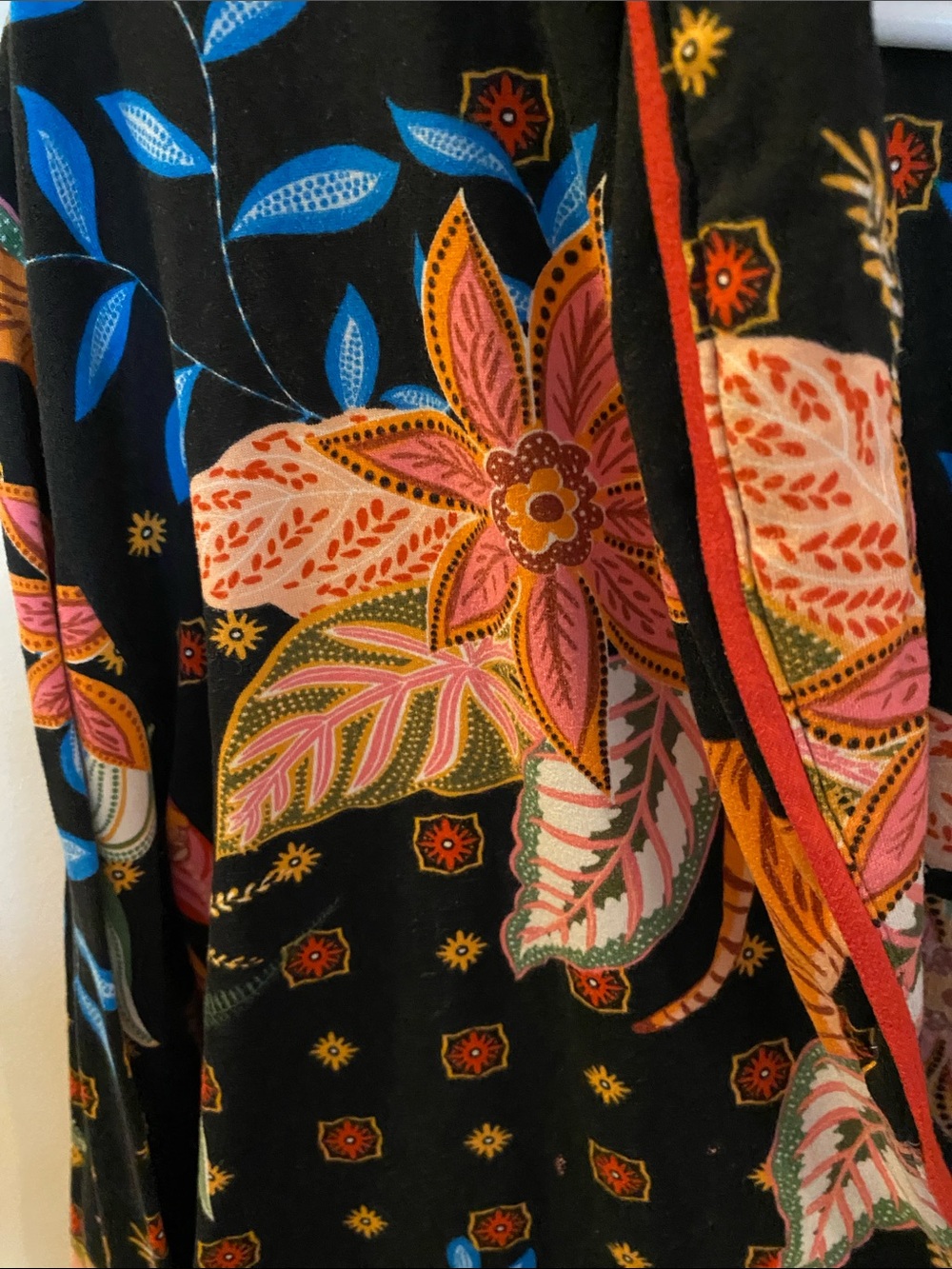 Room Service Tiger/ Animal print Pajama top size Large - Picture 4 of 5